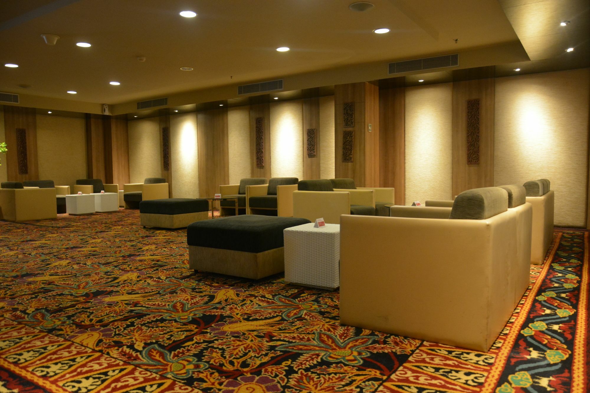 Ramada By Wyndham Bali Sunset Road Kuta